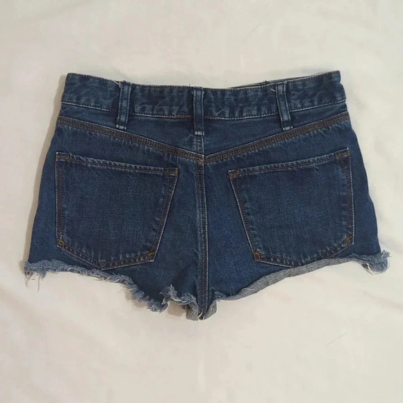 Free People Logan Denim Shorts, Color Rinse Wash Size 27 - Picture 4 of 16